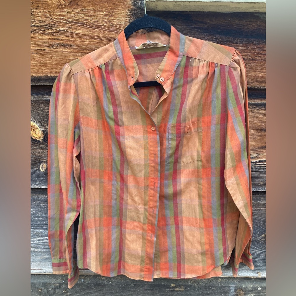 Vintage Plaid Button-Up